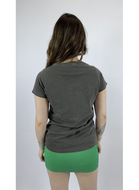 camiseta t shirt feminina estonada mahai mini logo cinza chumbo 4