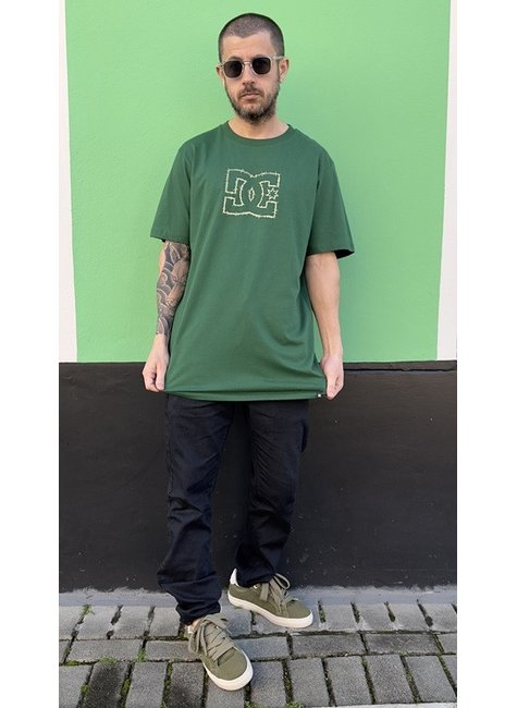 camiseta masculina dc shoes stiched star verde escuro 1