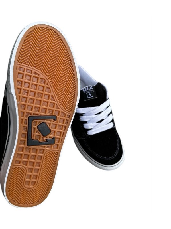 Tênis Qix Ninety Three 93 Preto Solado Branco - Mahai Shop