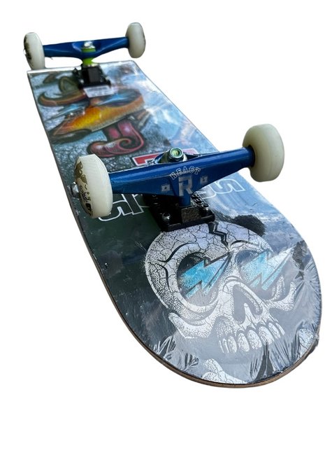 skate montado street react raposa e caveira 2