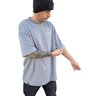 camiseta masculina oversized frame stay grounded cinza 4