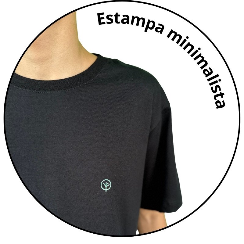 camiseta masculina regular mahai mini logo preta descricao 1