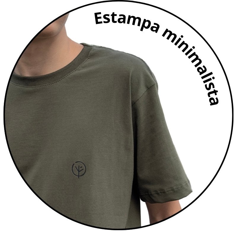 camiseta masculina regular mahai logo verde militar descricao 1