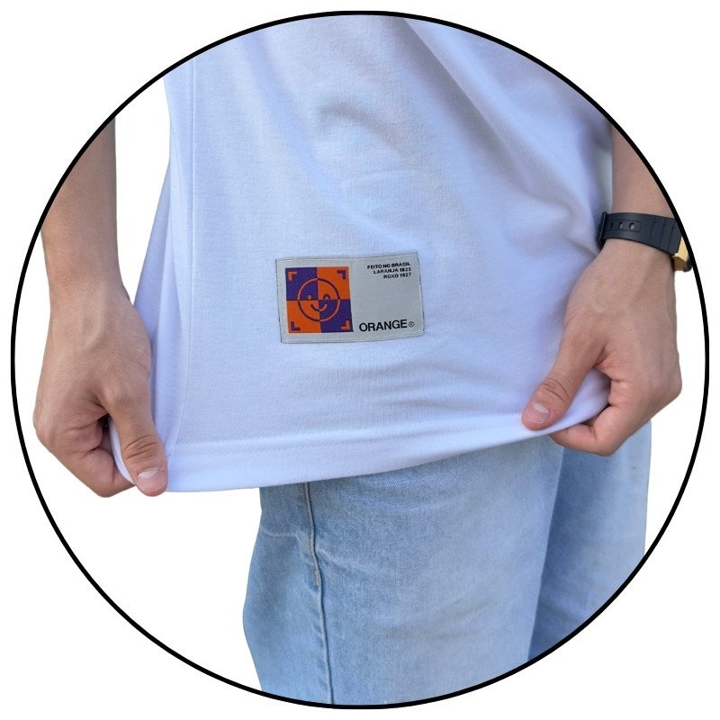 camiseta masculina orange core basic smile branca descricao 2